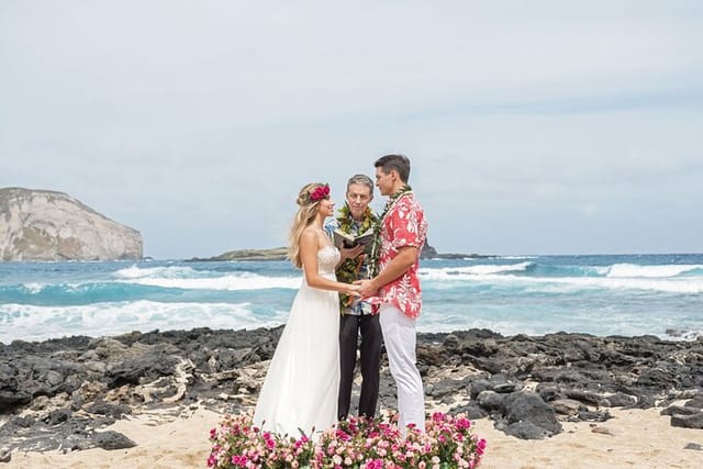 Romantic Oceanfront Beach Wedding in Honolulu - Photo 1 of 14